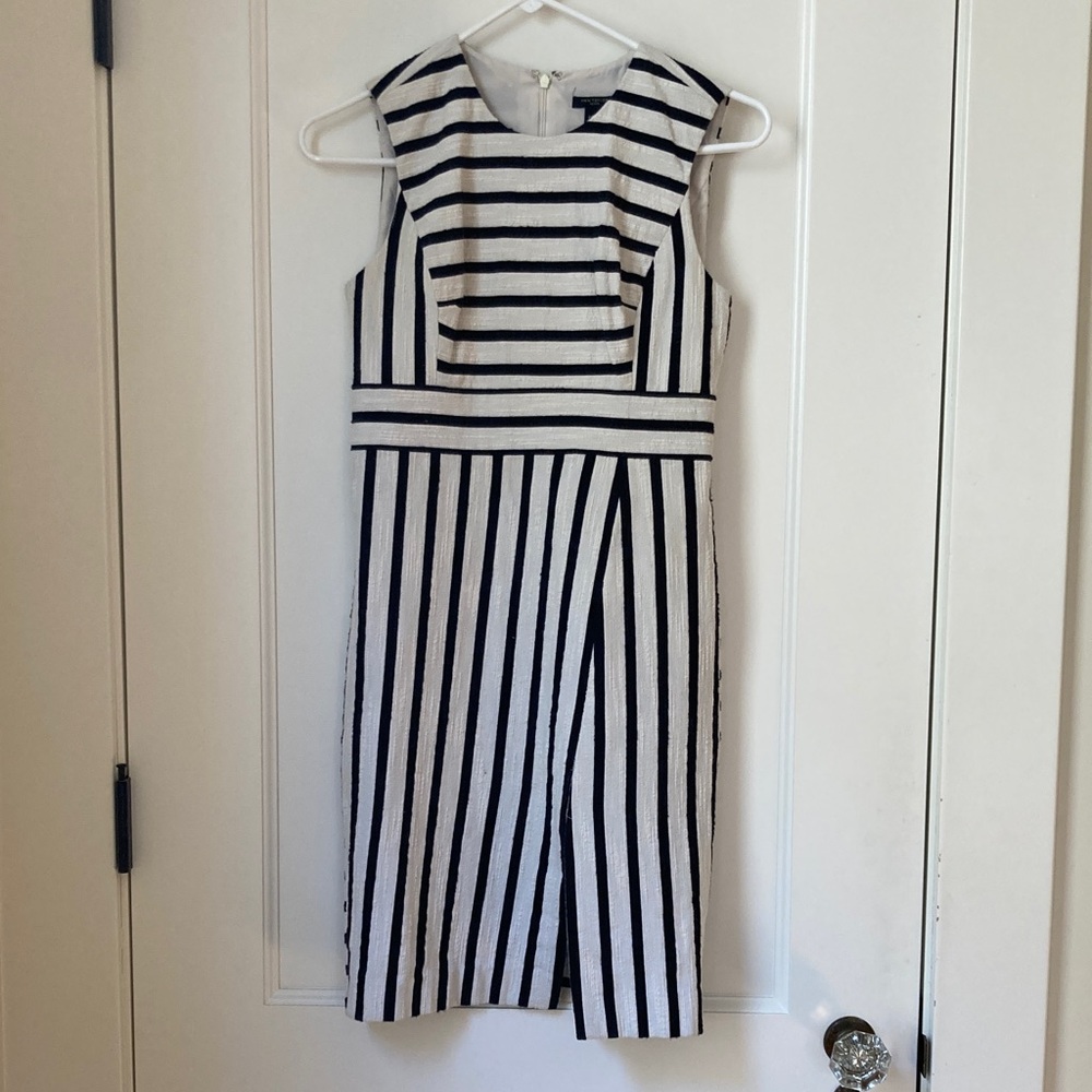 Ann Taylor Petite Black and White Structured Sheath Dress 00P